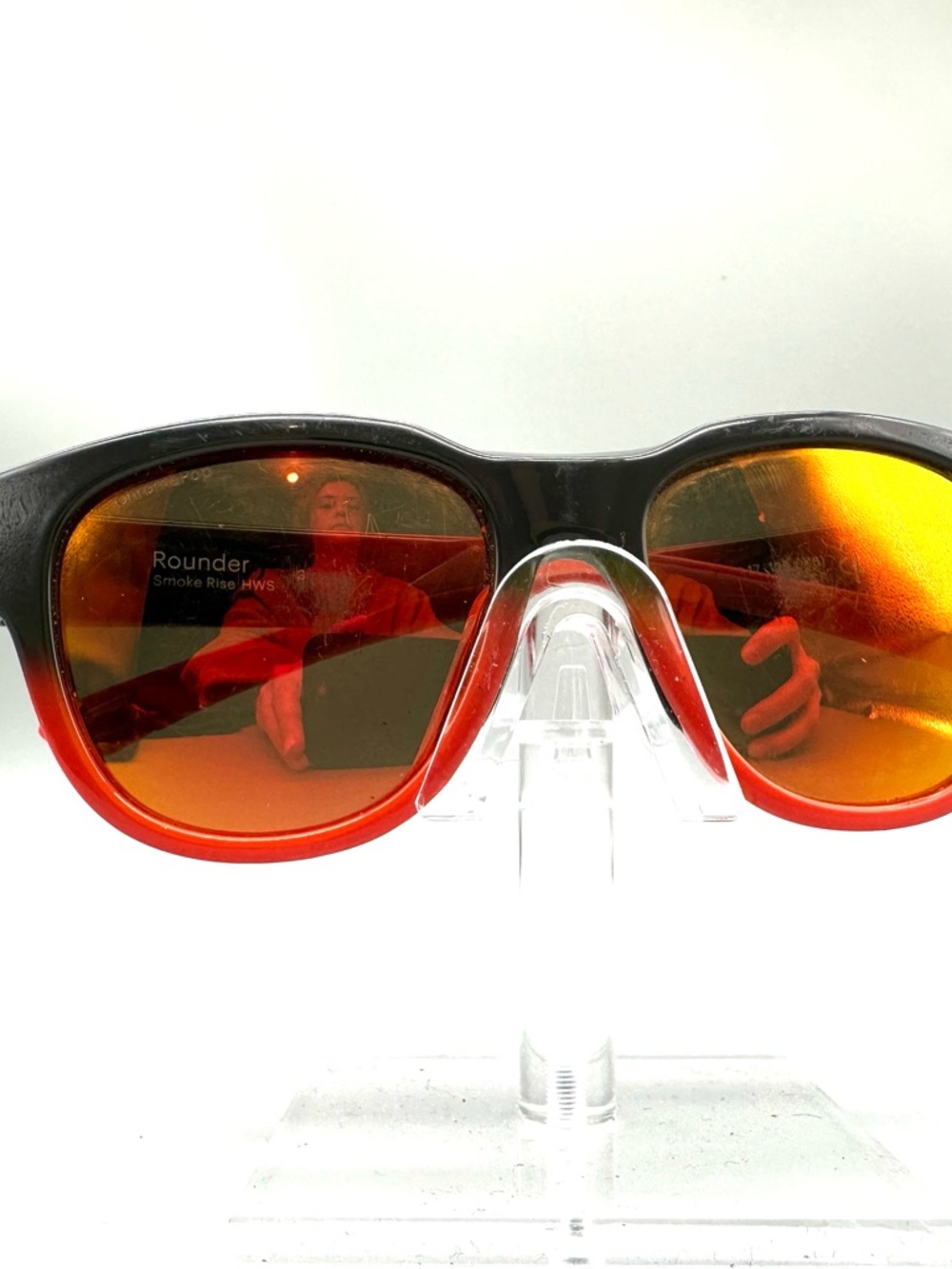 Smith Rounder Sunglasses Smoke Rise Black Red Gradient ChromaPop 52-17-135 FLAW